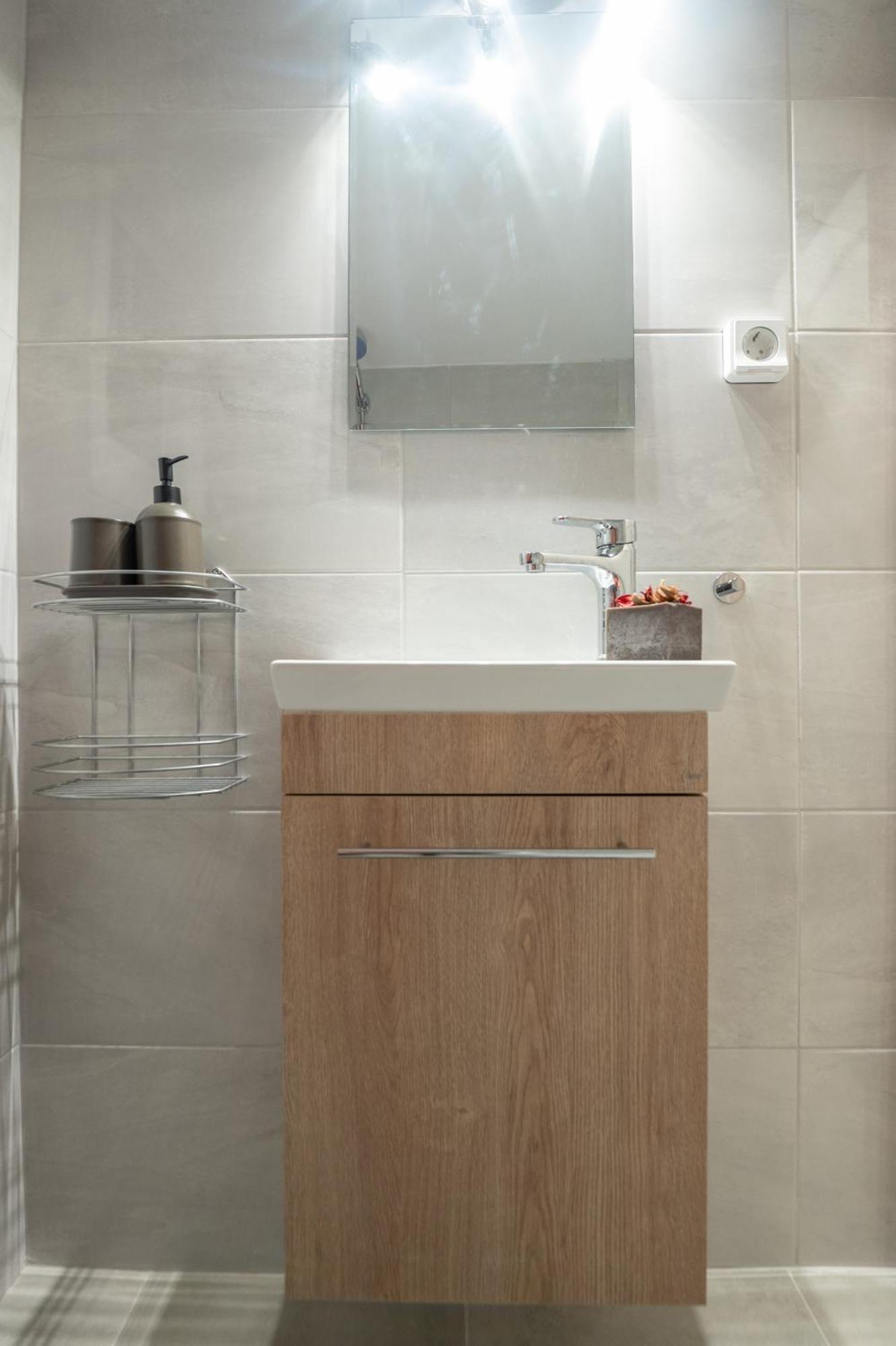 Minimalistic! Apartment Athens Ngoại thất bức ảnh